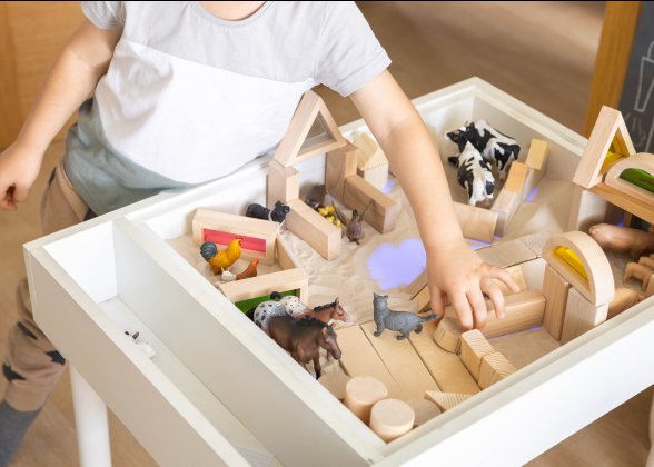100 activités Montessori pour éveiller votre enfant en autonomie (0-3 ans)